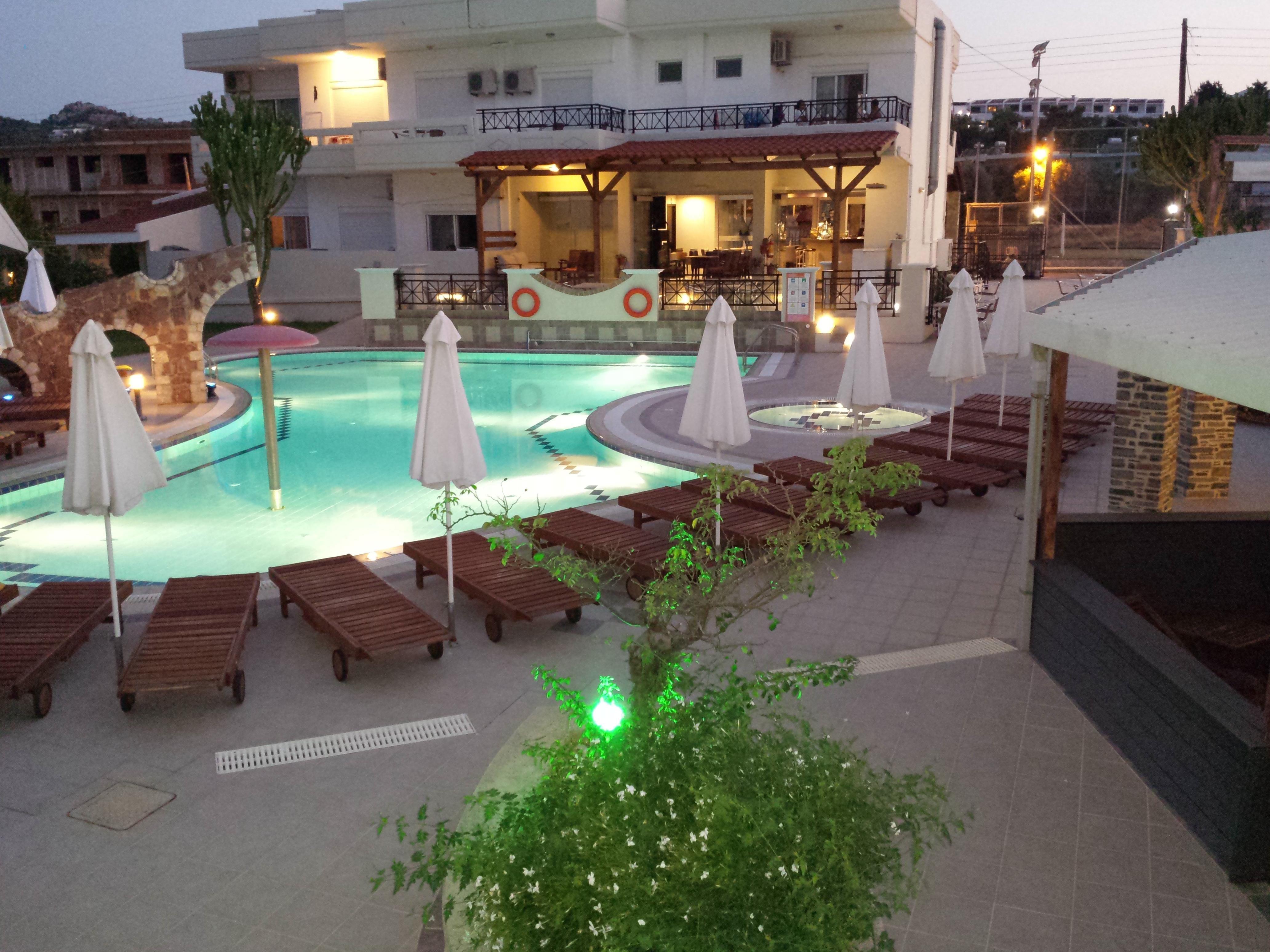 Bright Star Aparthotel Faliráki Kültér fotó