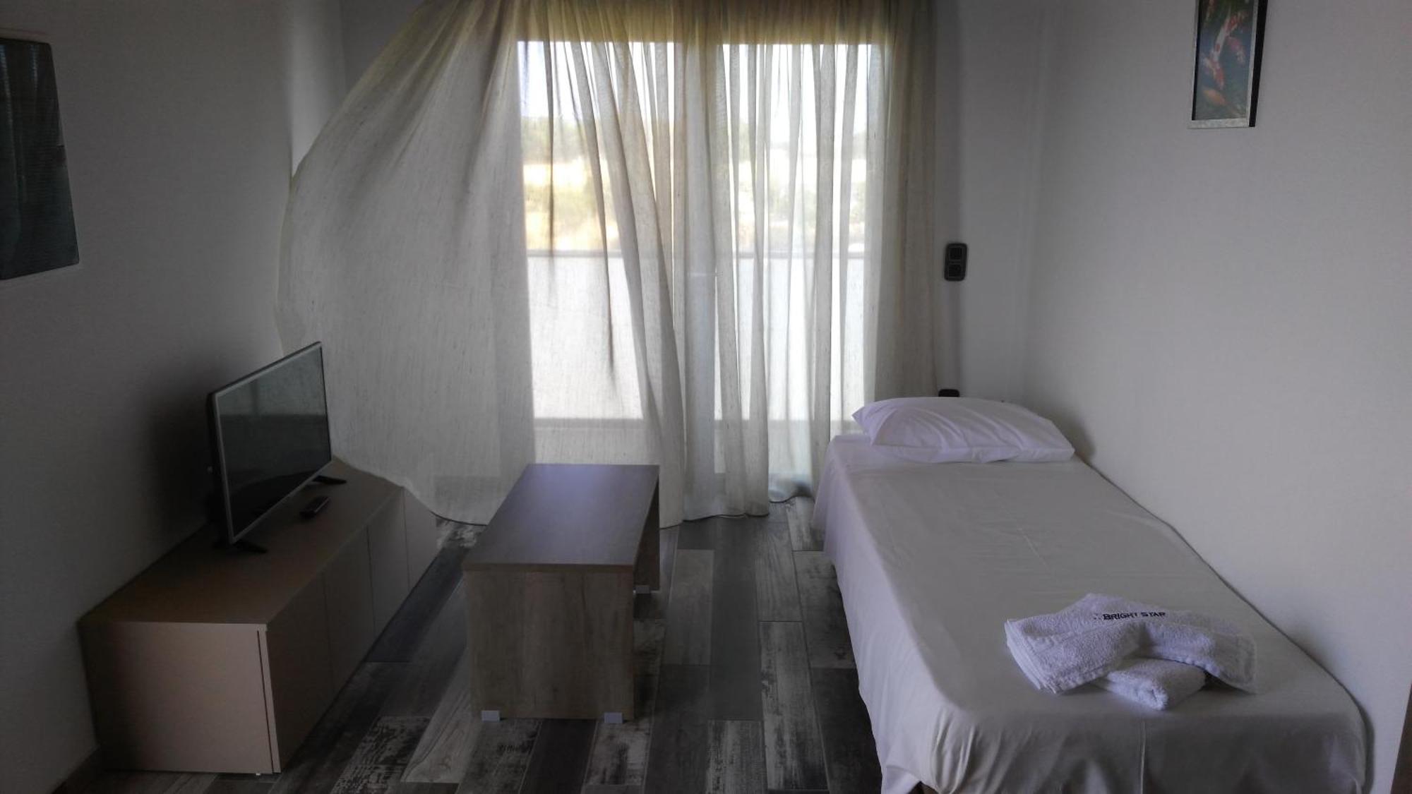 Bright Star Aparthotel Faliráki Kültér fotó